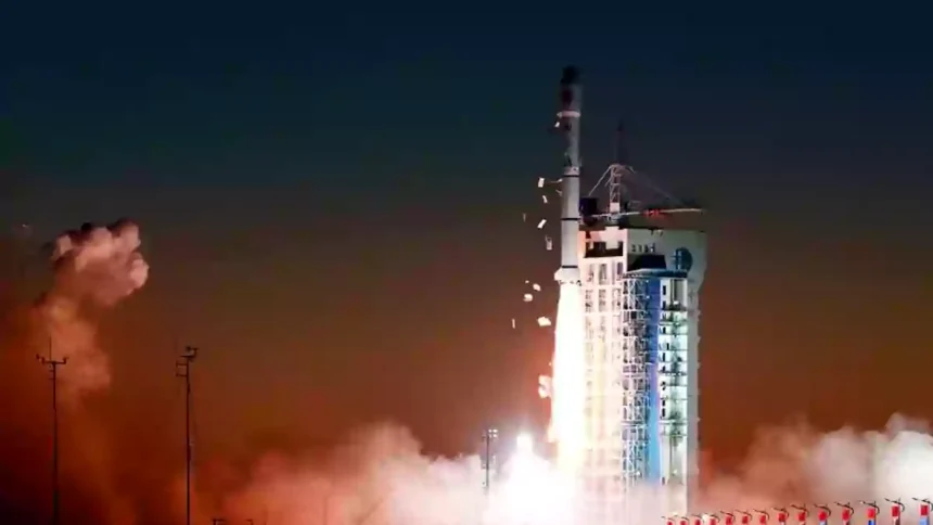 China launches two satellites from Long March rocket